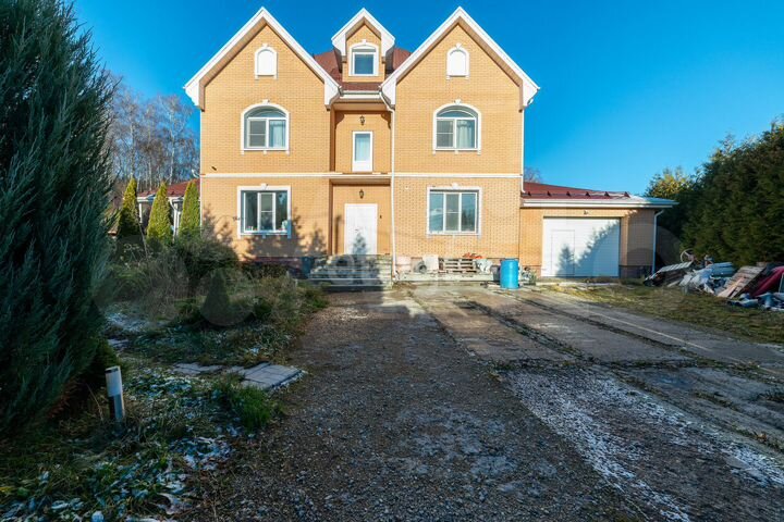 Дом 249,9 м² на участке 16,5 сот.