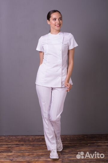 Медицинский костюм женский