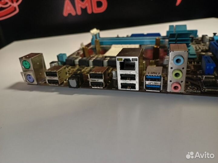 AM3 Asus M4A87TD (140W CPU, до 16GB DDR3, USB3)