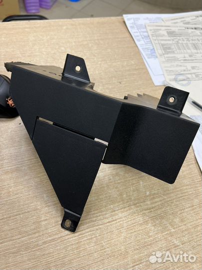 Кожух воздухозаборника mazda3 1.6