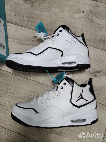 Jordan courtside 23 white