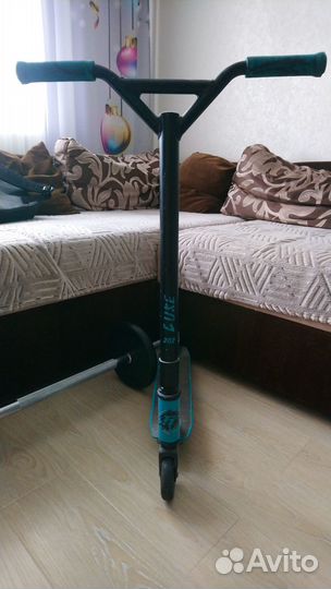 Трюковой самокат Duke 202