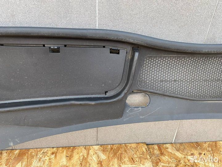 Дождевик Audi A4 B9 2017 8W1819403