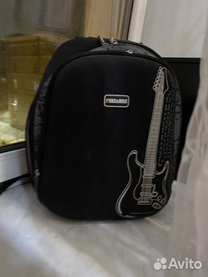 Портфель школьный