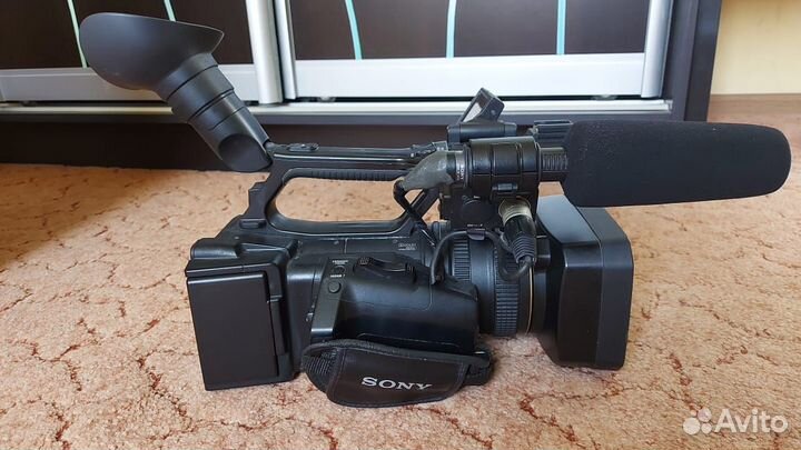 Sony HXR-NX5M