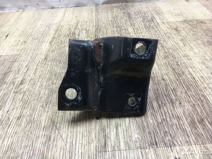 Кронштейн опоры двигателя Toyota Corolla Fielder X рестайлинг (2008—2013)