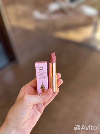 Помада Charlotte tilbury