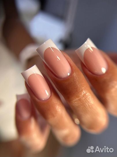 Маникюр педикюр