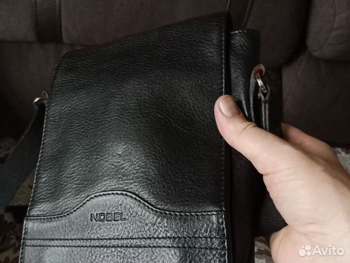 Мужская кожаная сумка Nobel
