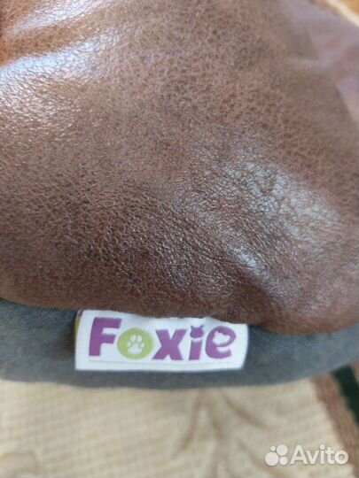 Домик для кошек и собак мелких пород