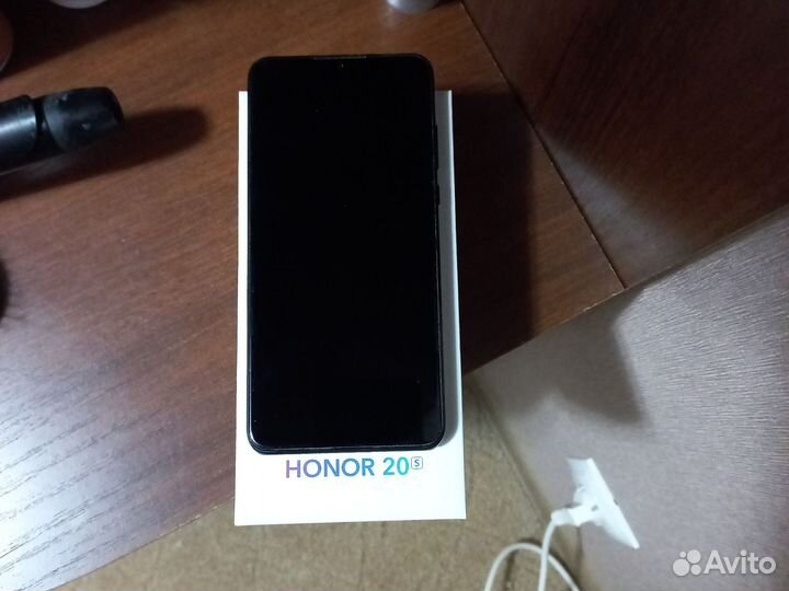 HONOR 20s, 6/128 ГБ