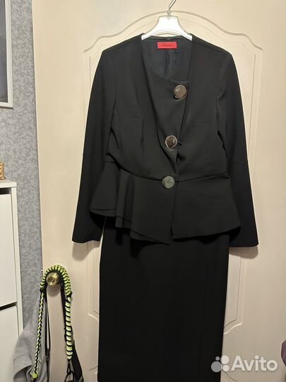 Костюм женский