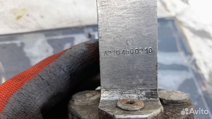 Мерседес E-Класс Рулевая колонка