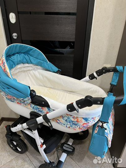 Коляска 2 в 1 adamex