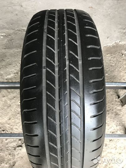 Goodyear EfficientGrip 205/60 R16