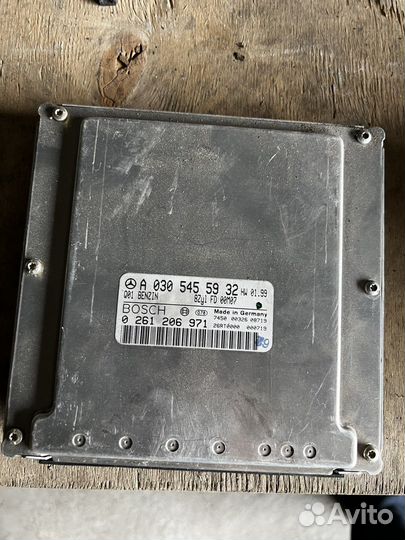 Блок управления двигателем mercedes w220