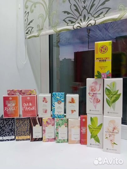 Духи женские Ив Роше