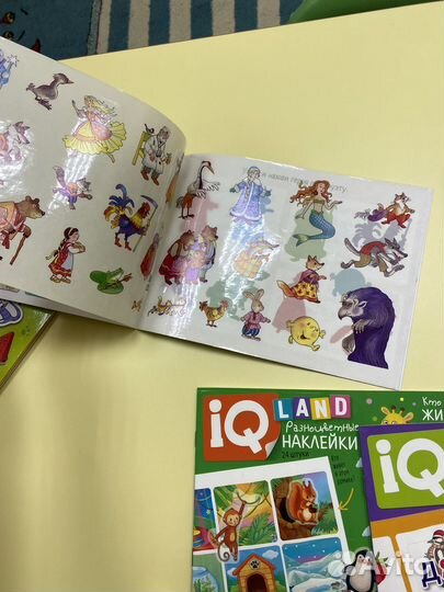 Детские книги с наклейками пакетом