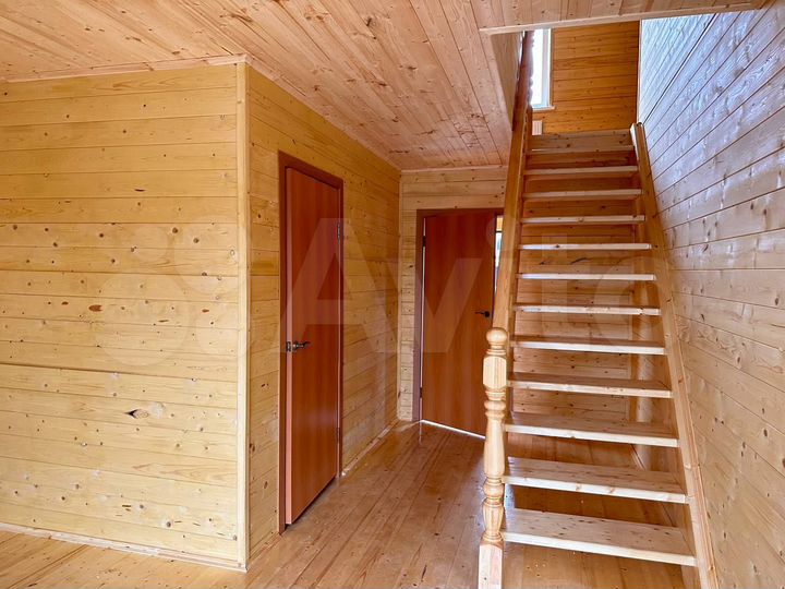 Дом 144 м² на участке 4 сот.