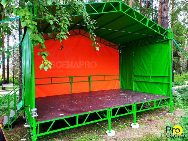 Мобильная сцена из стали