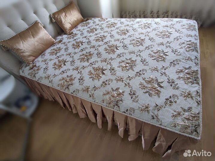 Покрывало на 2 х спальную кровать