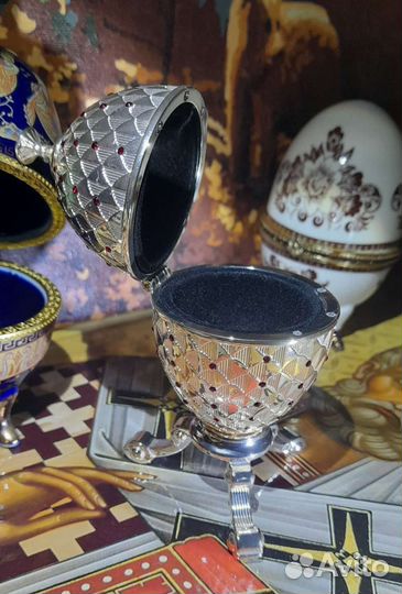 Три Шкатулки для украшений фарфор