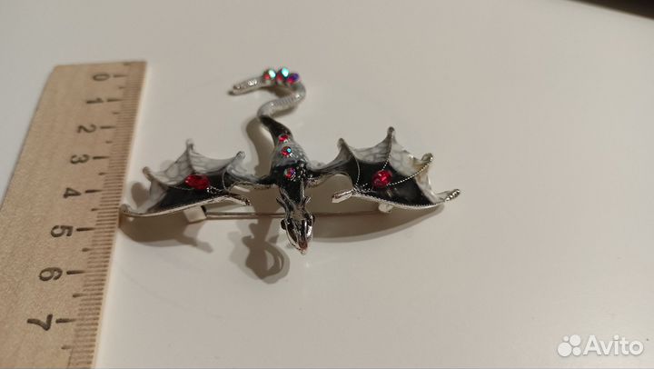 Брошь дракон