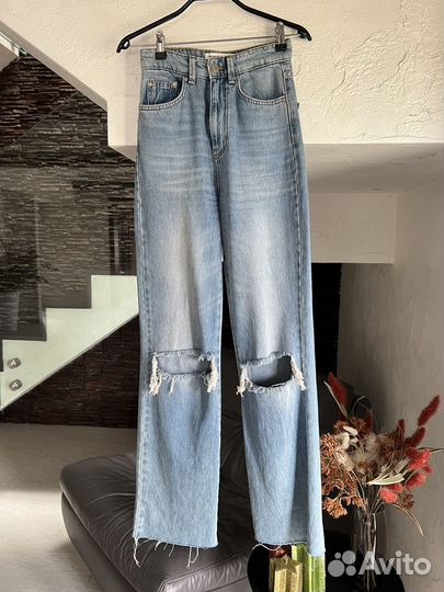 Джинсы stradivarius 32