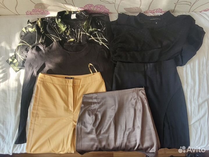 Вещи женские 44-46 размера+чемоданы