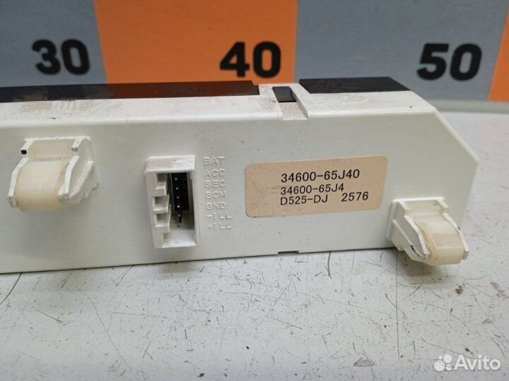 Часы Suzuki Grand Vitara JT 2.0 2007