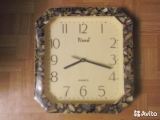 Часы настенные