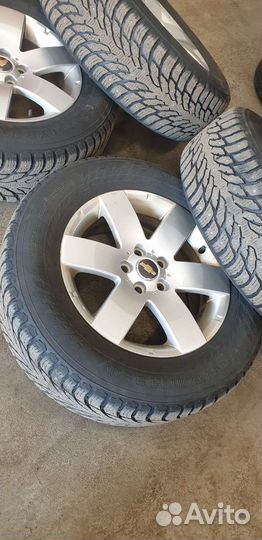 Nokian Tyres Hakkapeliitta 9 SUV 235/65 R17 108T
