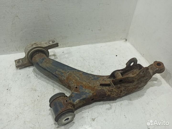 Рычаг передний левый нижний Lexus IS 2