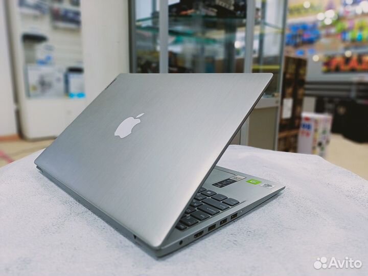 Ноутбук Lenovo i3 с гарантией