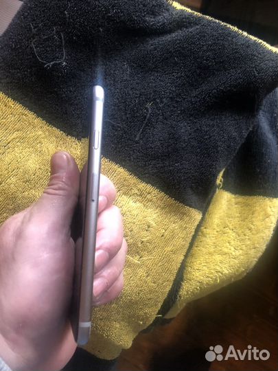 iPhone 6S, 64 ГБ