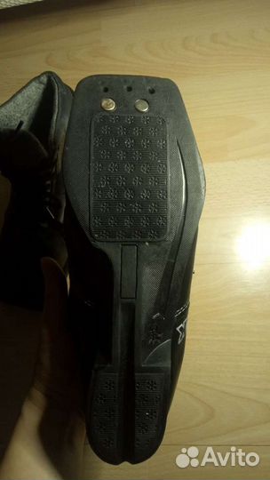 Лыжные ботинки 36р