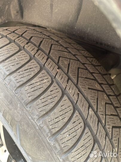Pirelli Scorpion 285/45 R20 112V