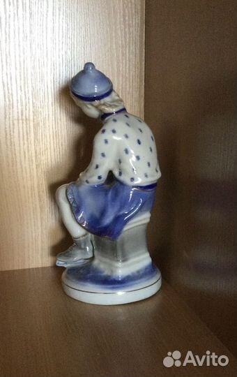 Фигуристка фарфор Гжель фигурка статуэтка винтаж