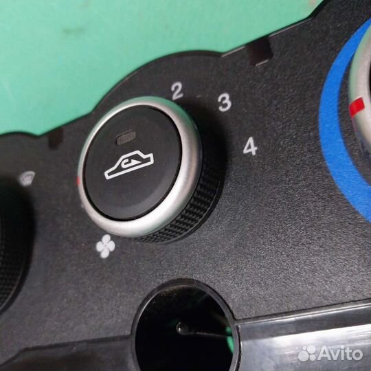 Блок управления печкой Datsun