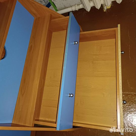 Детская кровать чердак со столом и матрасом