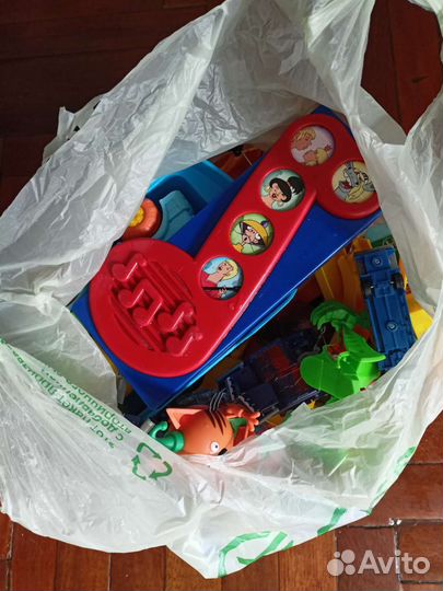 Игрушки пакетом