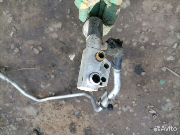 Трубка кондиционера Audi A4B8