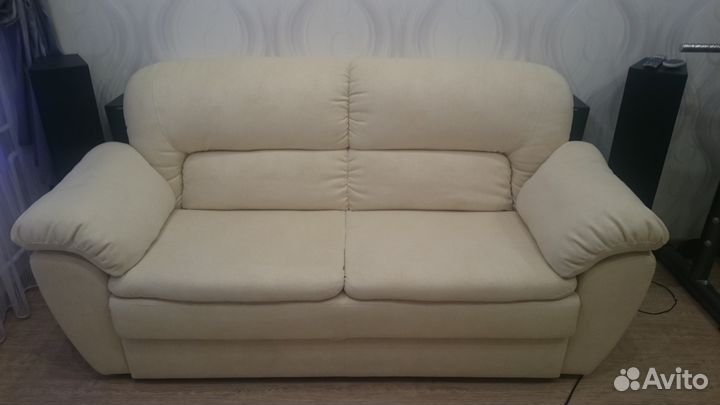 Продам диван 