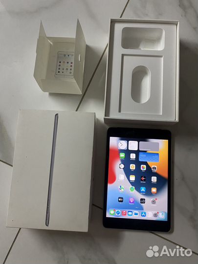 iPad mini 4 cellular 16 gb