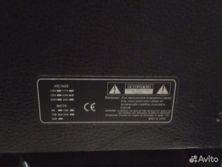 Гитарный комбоусилитель