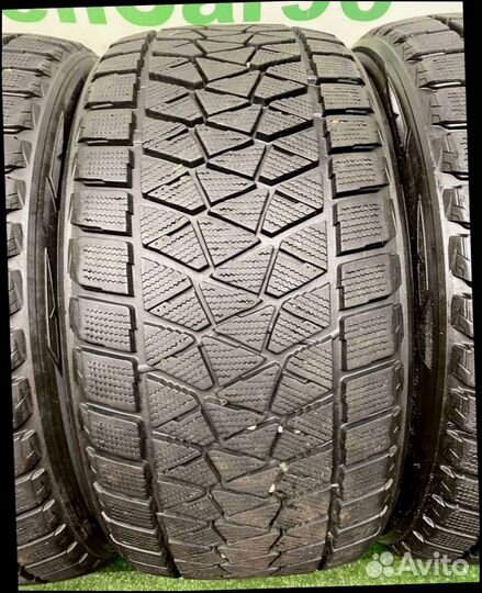 Bridgestone Blizzak DM-V2 275/40 R20