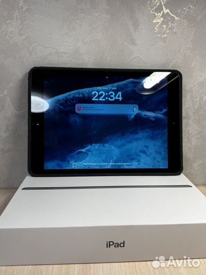 iPad 10.2 идеальное состояние