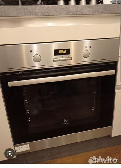 Новый Духовой шкаф Electrolux