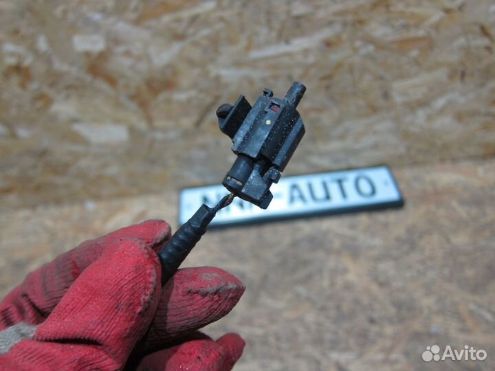 Датчик внешней температуры Kia Venga