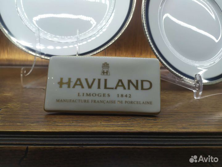 Набор столовой посуды новый vip